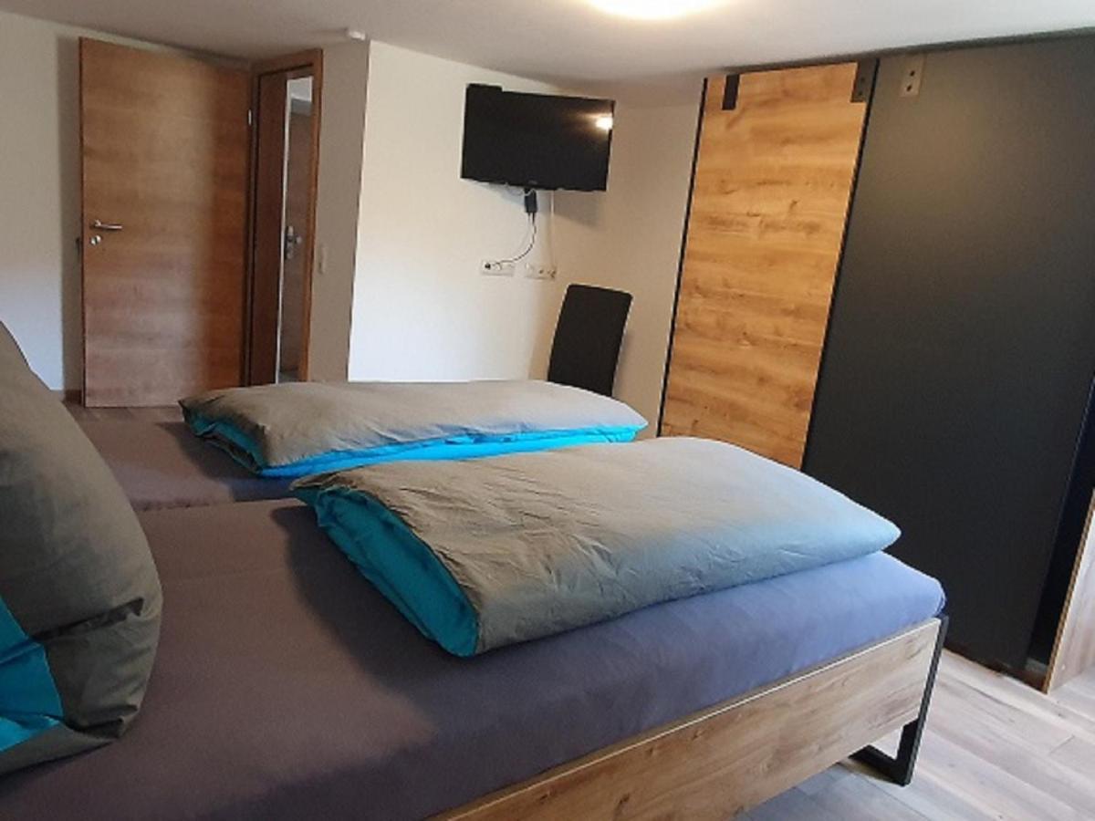 Ferienwohnung Schertel - Dorsbrunn Плайнфелд Екстериор снимка