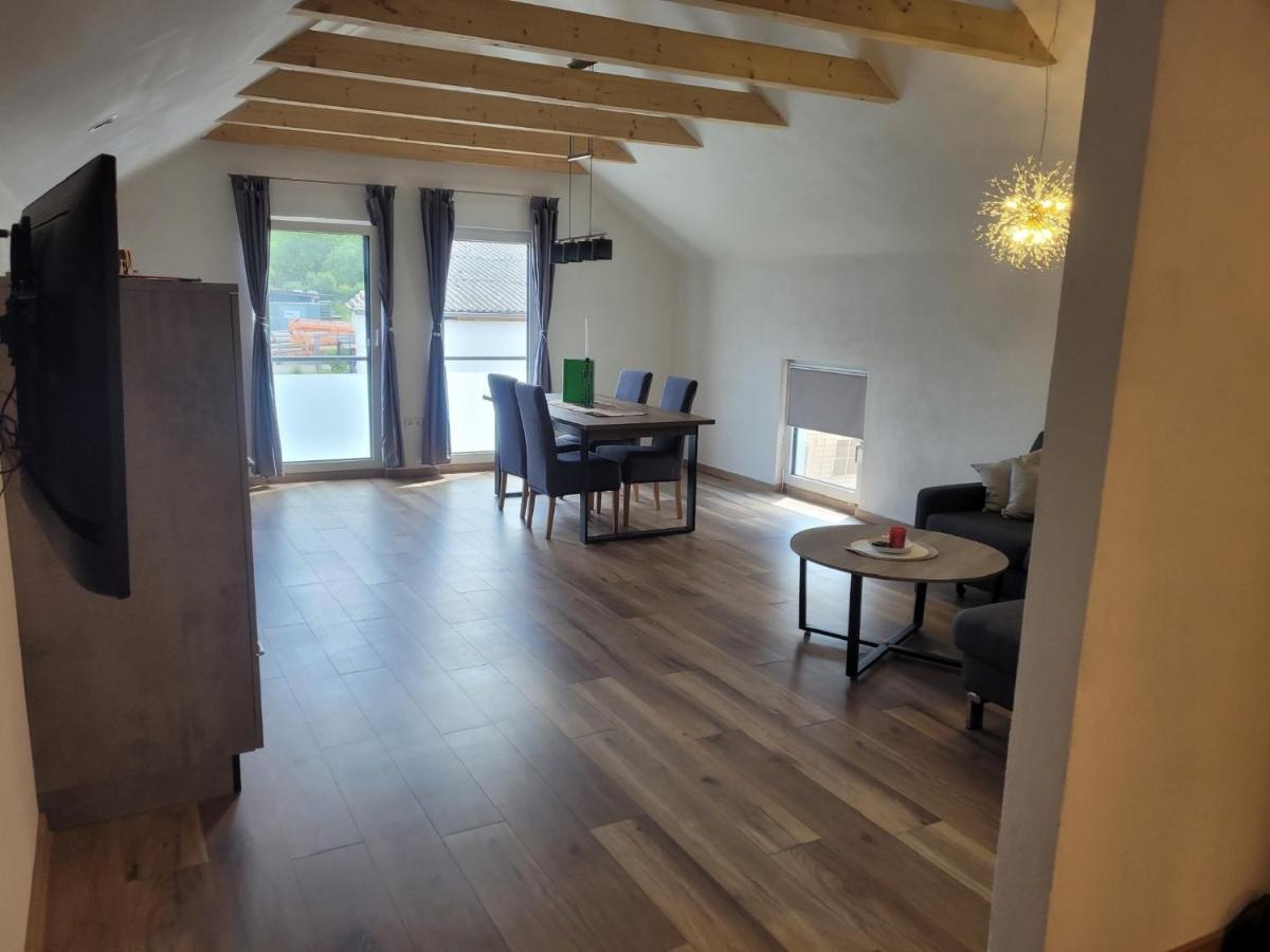 Ferienwohnung Schertel - Dorsbrunn Плайнфелд Екстериор снимка