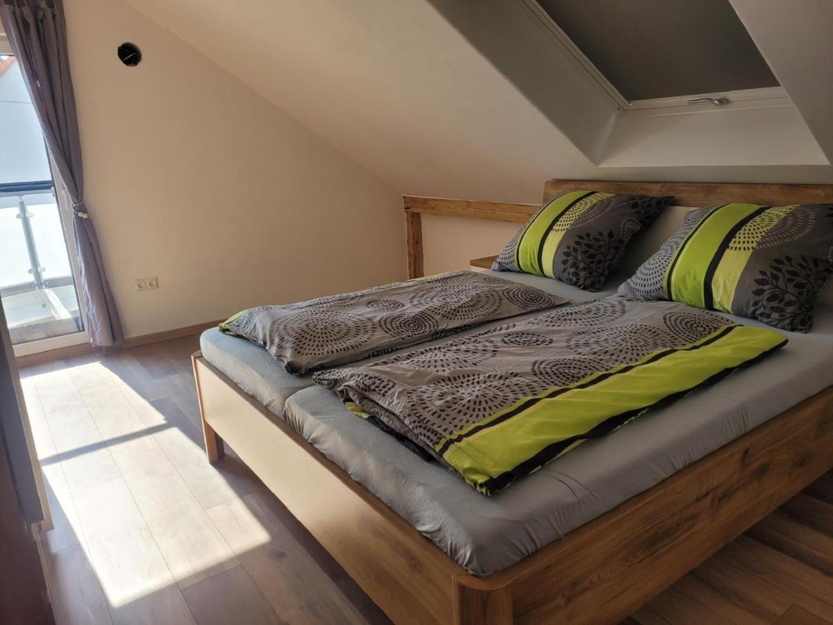 Ferienwohnung Schertel - Dorsbrunn Плайнфелд Екстериор снимка